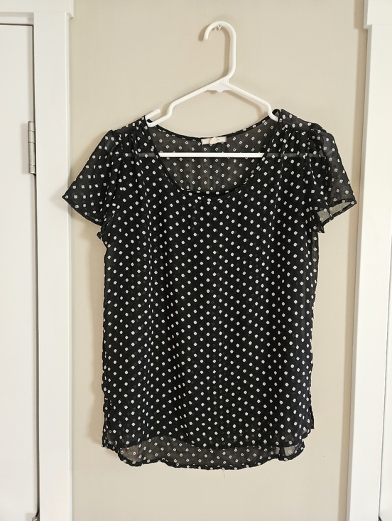 Pleione Tops - Pleoine Women's Black Polka Dot Short Sleeve Blouse Small Flowy Office Summer T